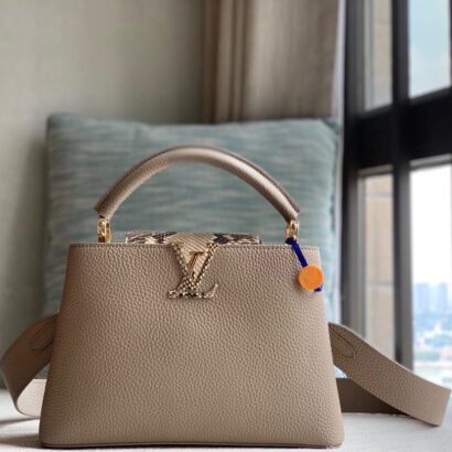 Lv Capucines bag