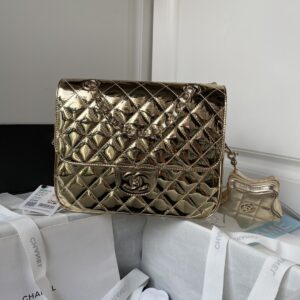 Chane quilted handbag