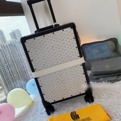 Satolas GM Rolling Suitcase