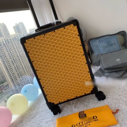 Satolas GM Rolling Suitcase