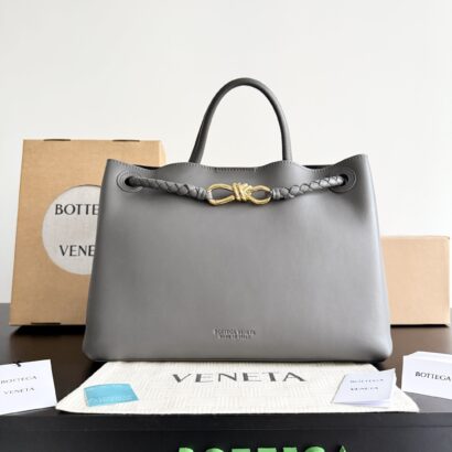 Btg Andiamo Intrecciato Shoulder Bag