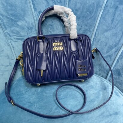 Miú Matelasse leather mini Bag