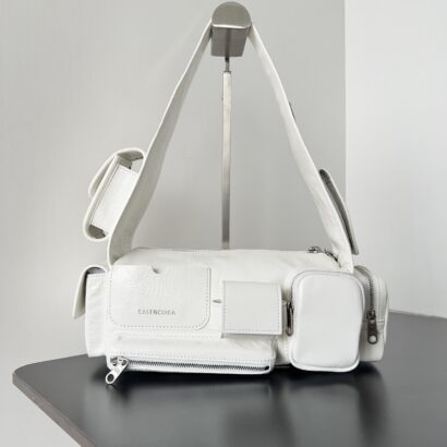 Superbusy Large Sling Bag