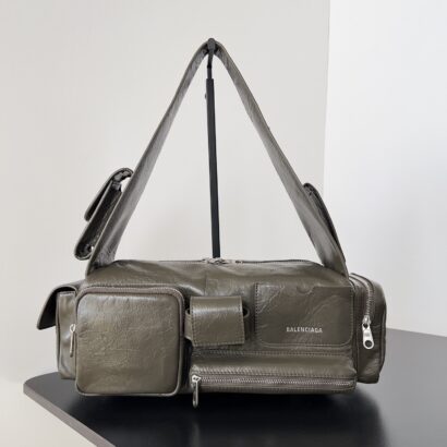 Superbusy Large Sling Bag