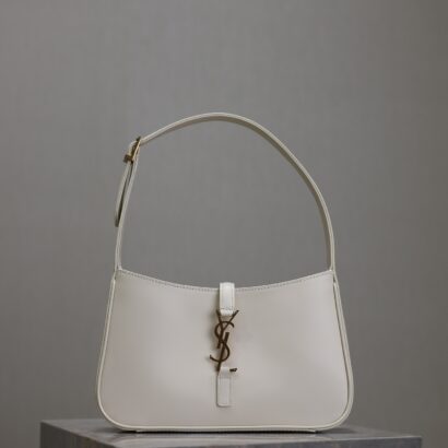 Le 5 à 7 shoulder bag