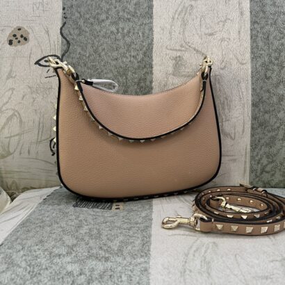 Valentin Garavani Rockstud small hobo bag