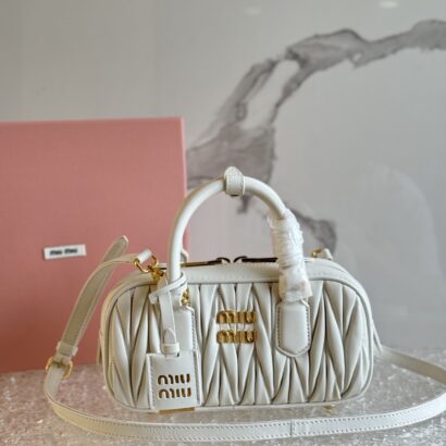 Miú Arcadie Matelassé Mini Shoulder Bag
