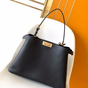 Fend Peekaboo Soft Medium bag