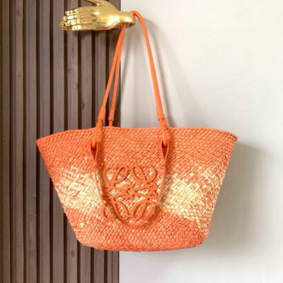 Loe Anagram Basket bag