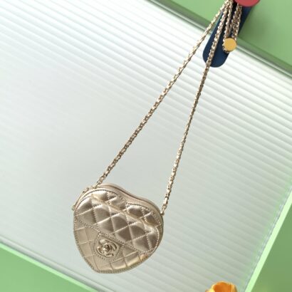 Chane Mini Heart Bag