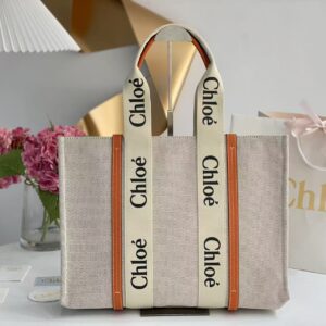 Cloe Woody tote bag