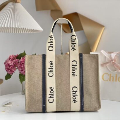 Cloe Woody tote bag