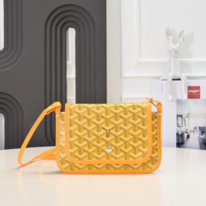 Goya Plumet Pocket Wallet cross body