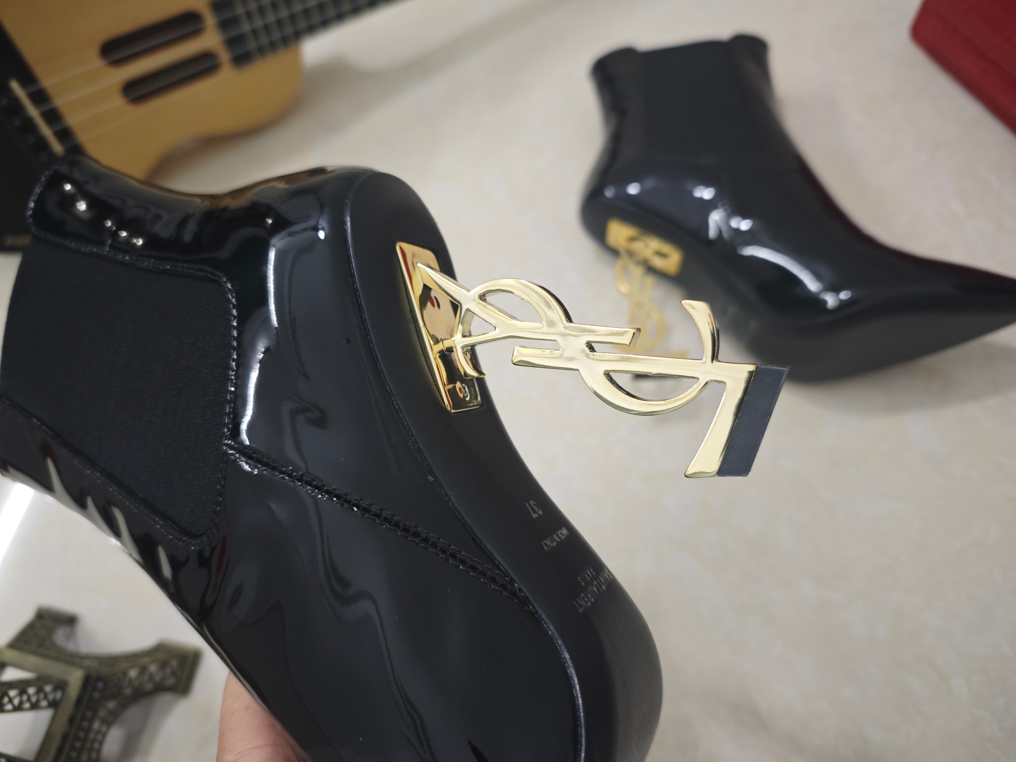 Yxl Tribute Flat Sandals