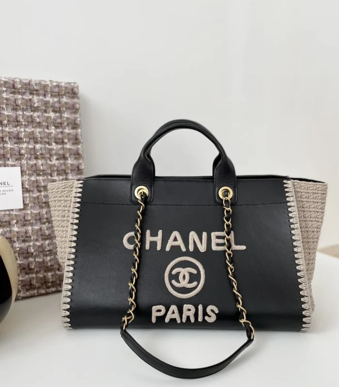 Deauville Crochet Tote