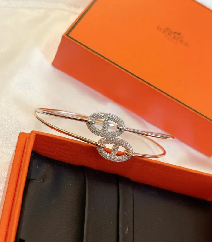 Chaned'ancre Pig Nose Bangle