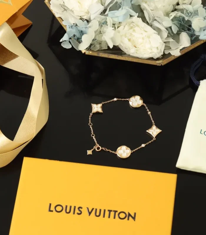 Blooming Four-Flower Bracelet