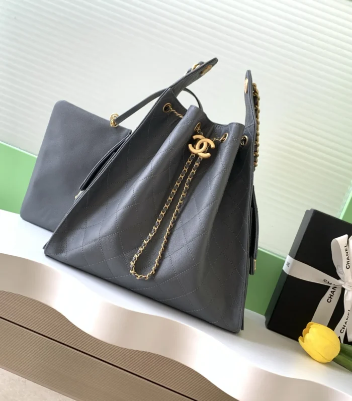 Coin Hobo Bag Medium Black