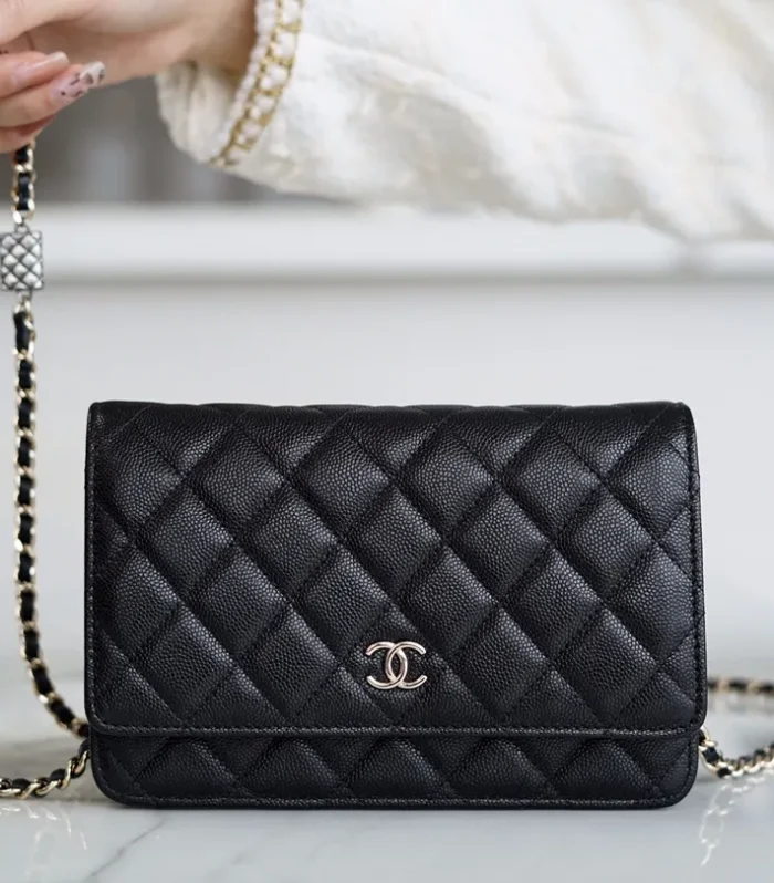 WOC Caviar Black