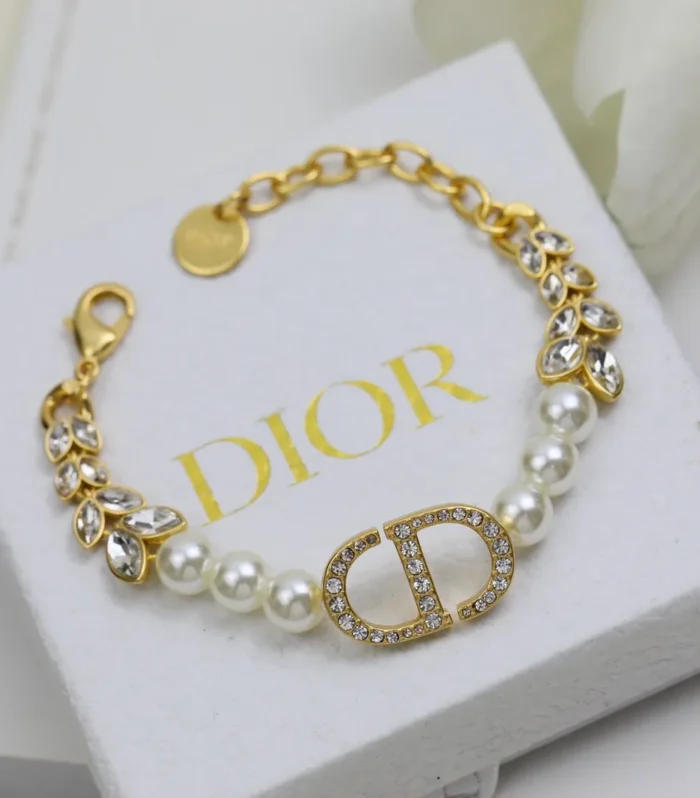 CD Pearl Bracelet