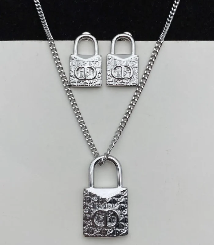 CD Lock Jewelry Set