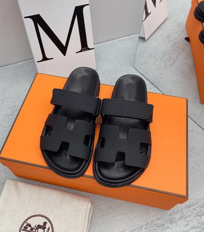 Chypre Sandal Black