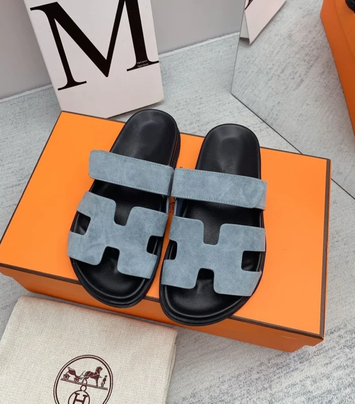 Chypre Sandal Black insole Light Blue lining
