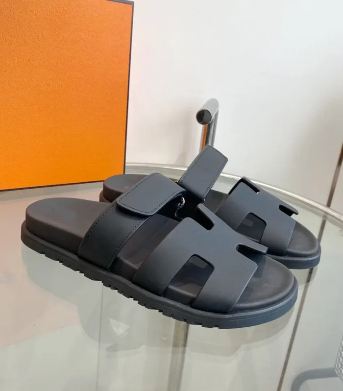 Chypre Sandal Black Mastic Calfskin Leather