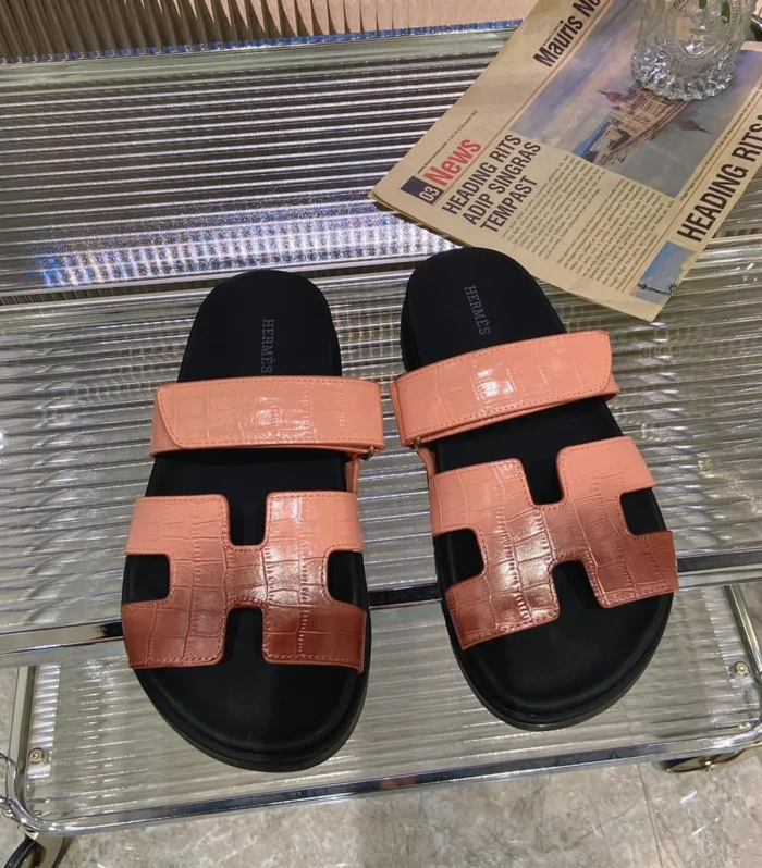 CHYPRE SANDAL OMBRE LIGHT PINK BROWN CALFSKIN