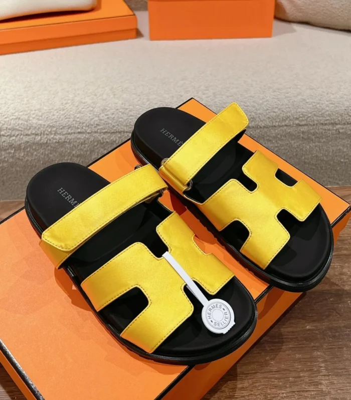 CHYPRE SANDAL BLACK MIX BRIGHT YELLOW CALFSKIN