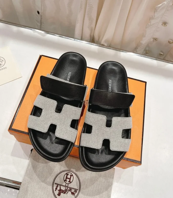 CHYPRE SANDAL BLACK LAMBSKIN AND SILVER DENIM