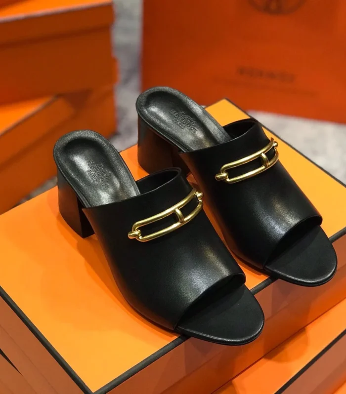 CAMILLA MULE 65 BLACK CALFSKIN
