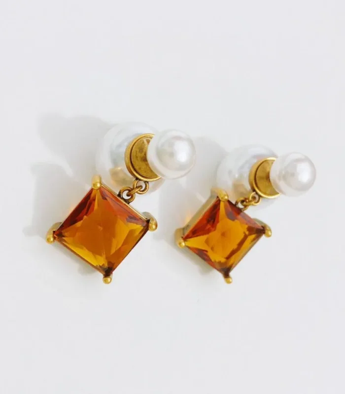 CD PEARL EARRINGS GOLD DIAMOND
