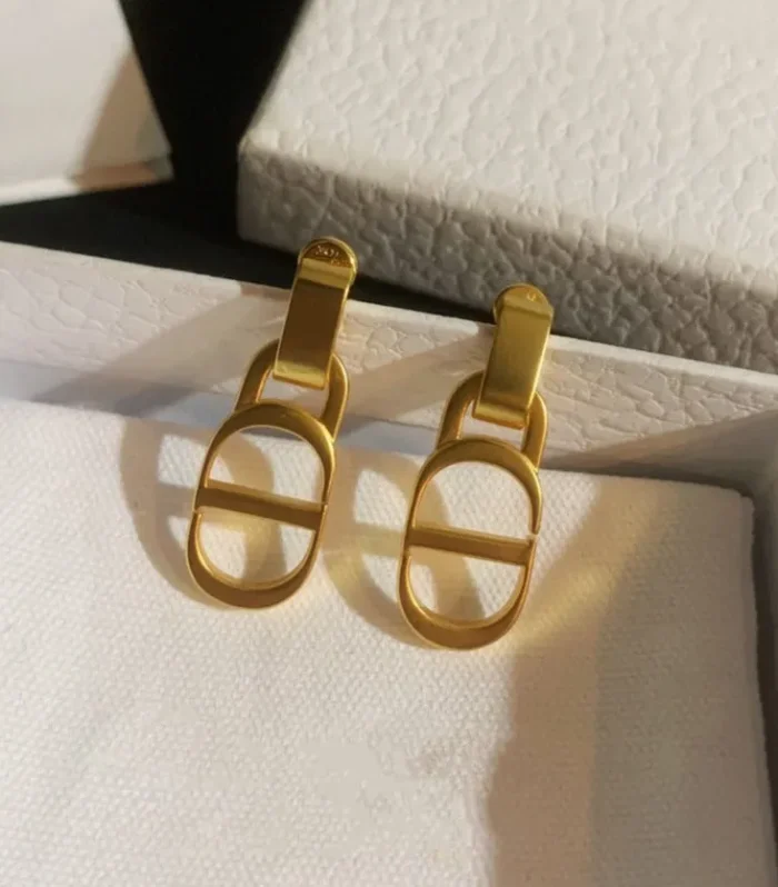 CD EARRINGS GOLD