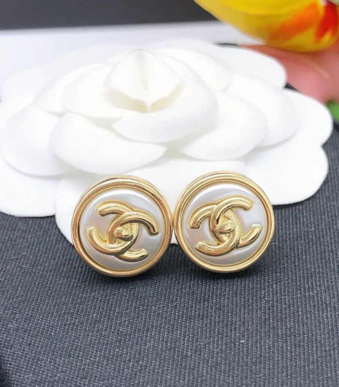 CC GOLD WHITE ENAMEL CIRCLE EARRINGS
