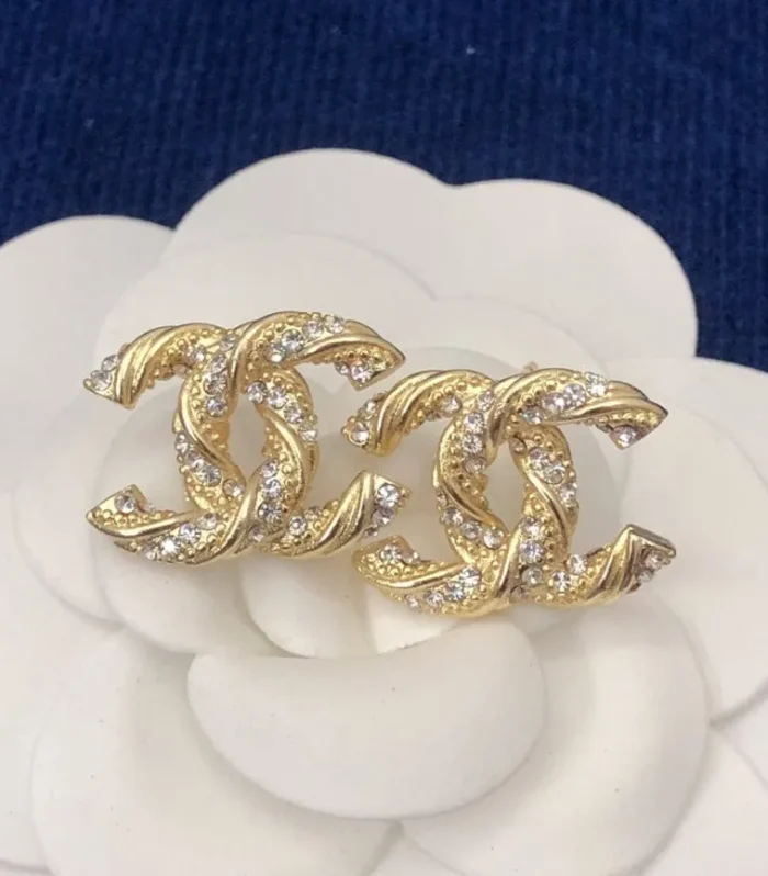 CC GOLD DIAMOND STUD MEDIUM EARRINGS