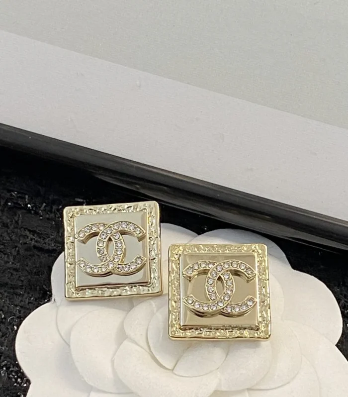 CC DIAMOND PINK GOLD SQUARE STUD EARRINGS