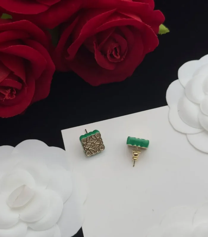 ANAGRAM GREEN GOLD STUD EARRINGS