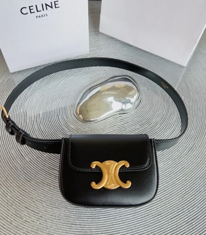 CL BELT BAG TRIOMPHE 25 MM BELT TRIOMPHE BLACK CALFSKIN GOLD HARDWARE