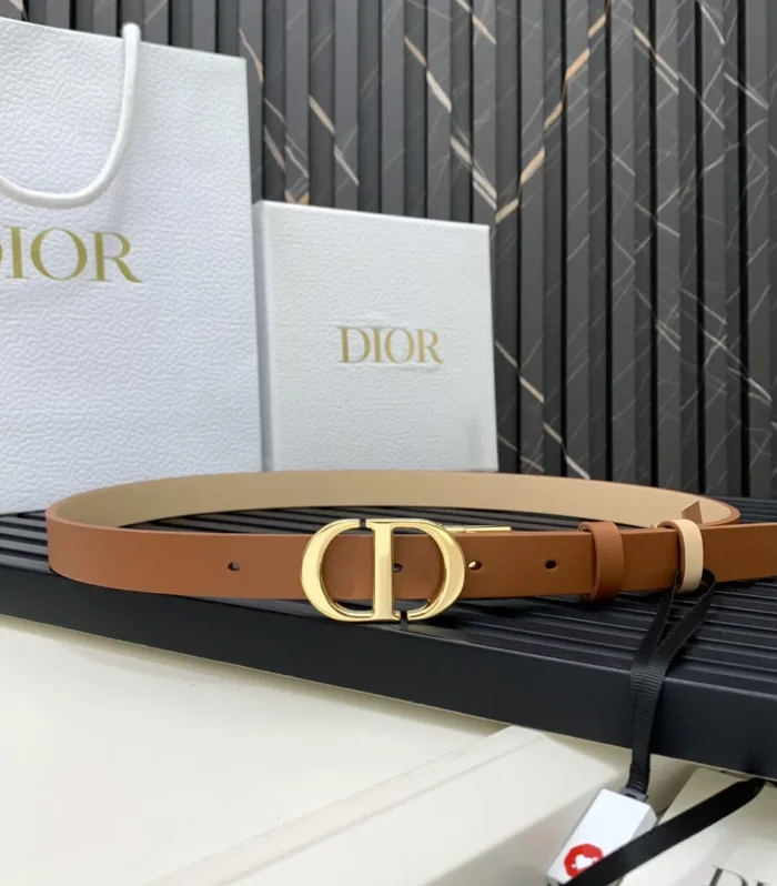 30 Montaigne Belt 20cm Leather