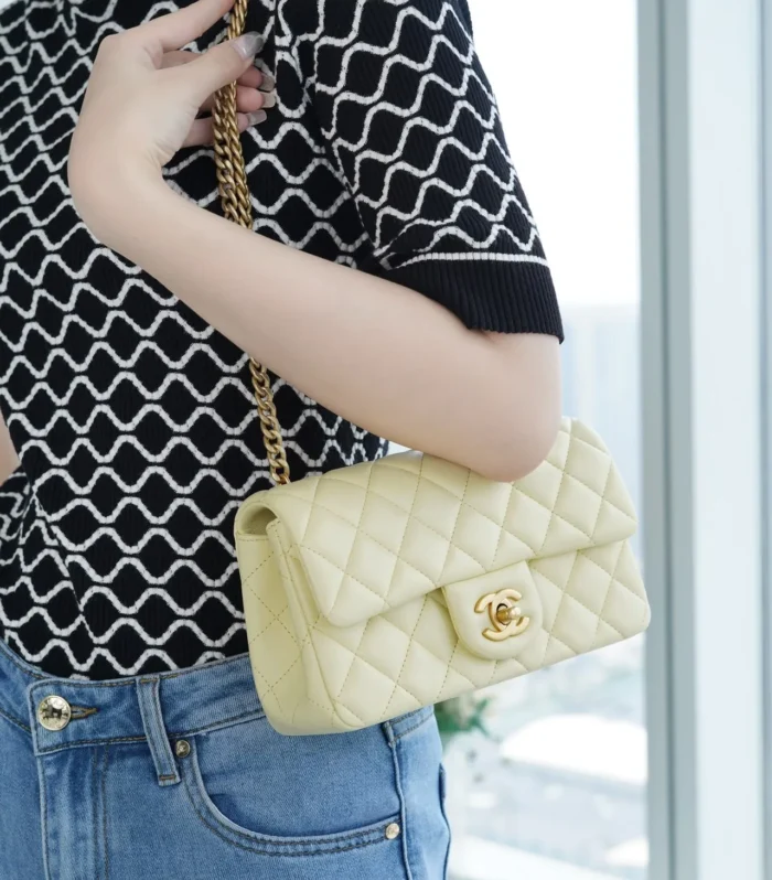 Classic Flap Yellow