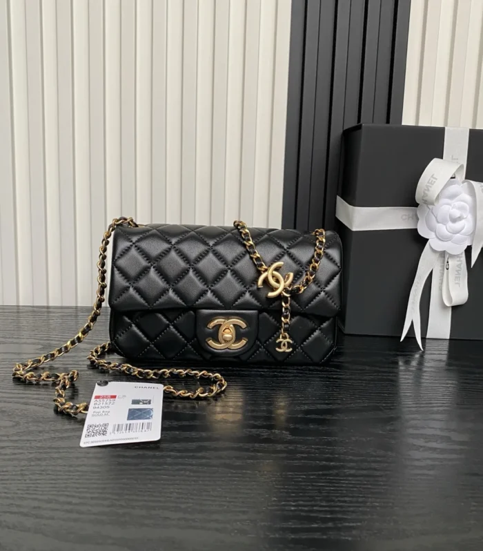 Classic Flap Small Lambskin
