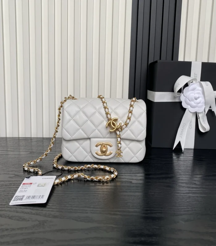 Classic Flap Mini Lambskin