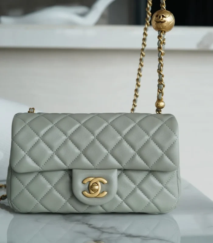 Classic Flap Mini Green