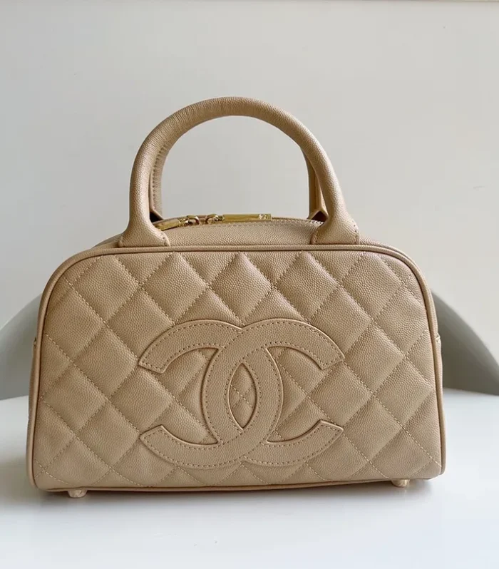 Vintage Bowling Bag Caviar