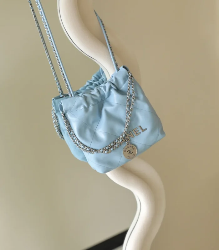 Classic Flap Milk Blue
