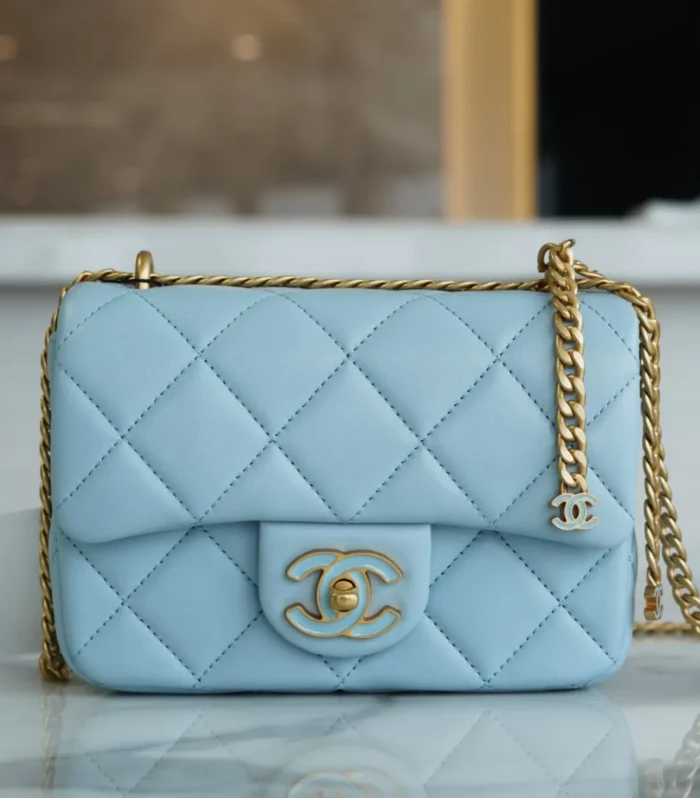 Classic Flap Enamel Mini Blue