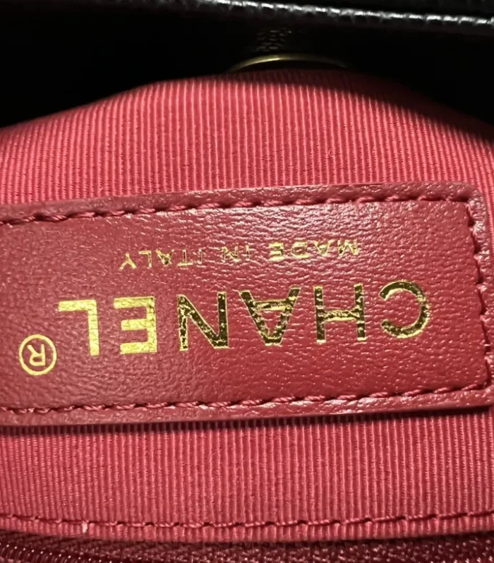 Classic Flap Crystal Detail