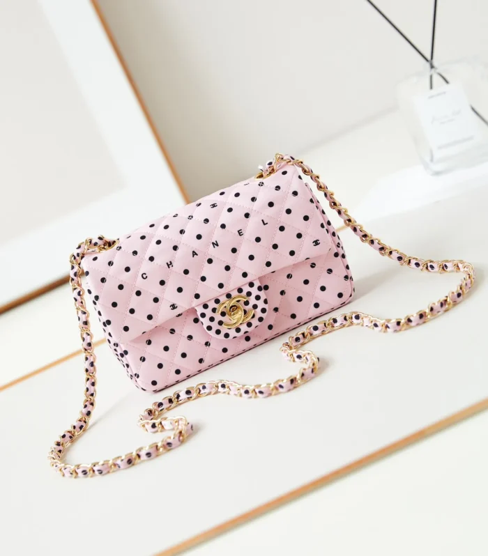 Classic Flap Black Print