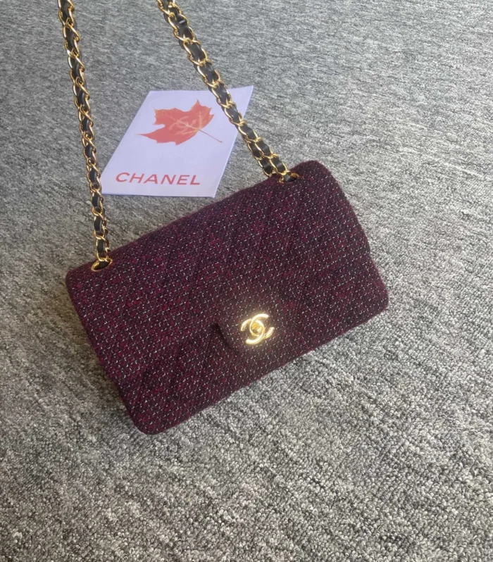 Classic Flap Bag 25cm